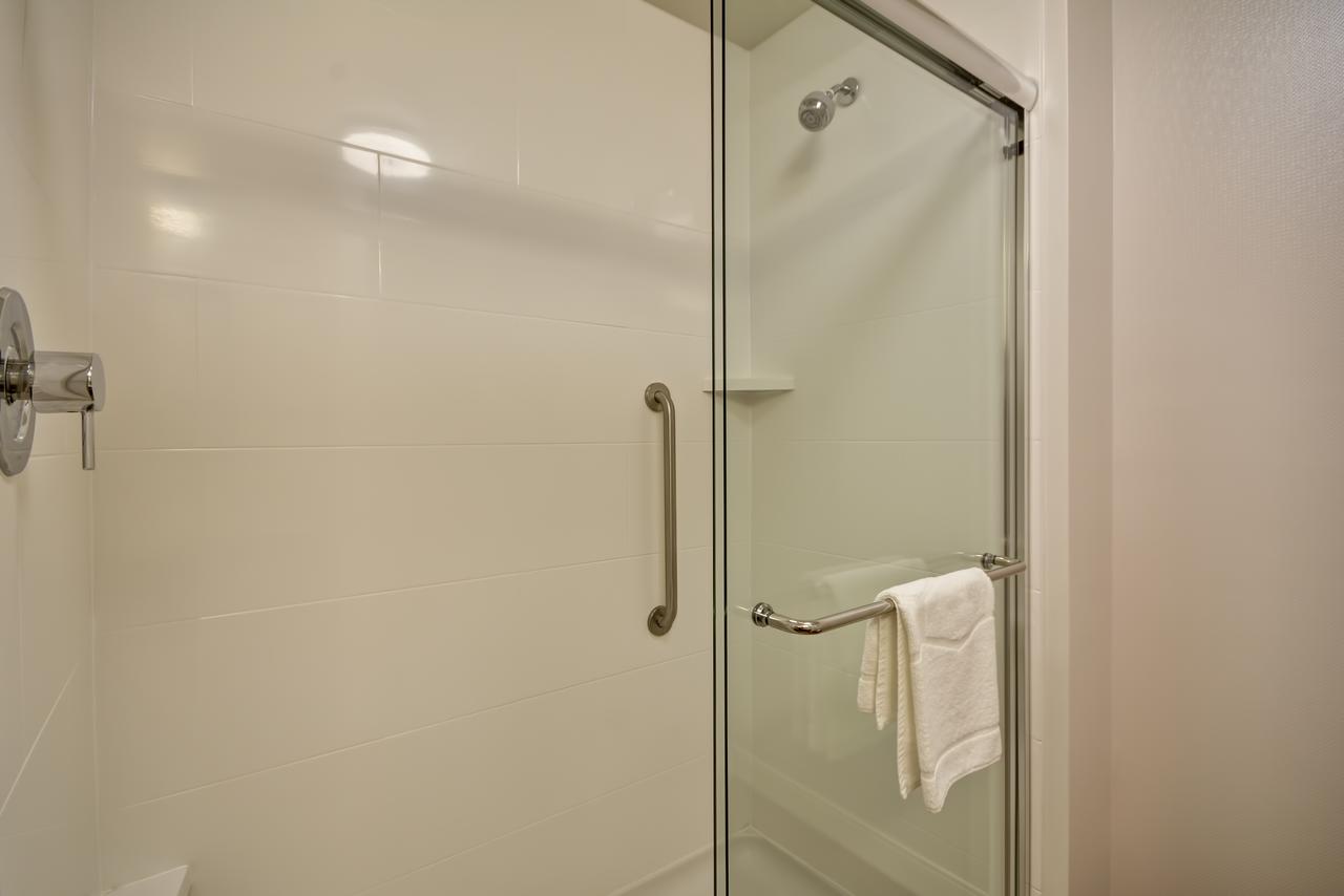 Hampton Inn & Suites Charleston Airport - thumb 10
