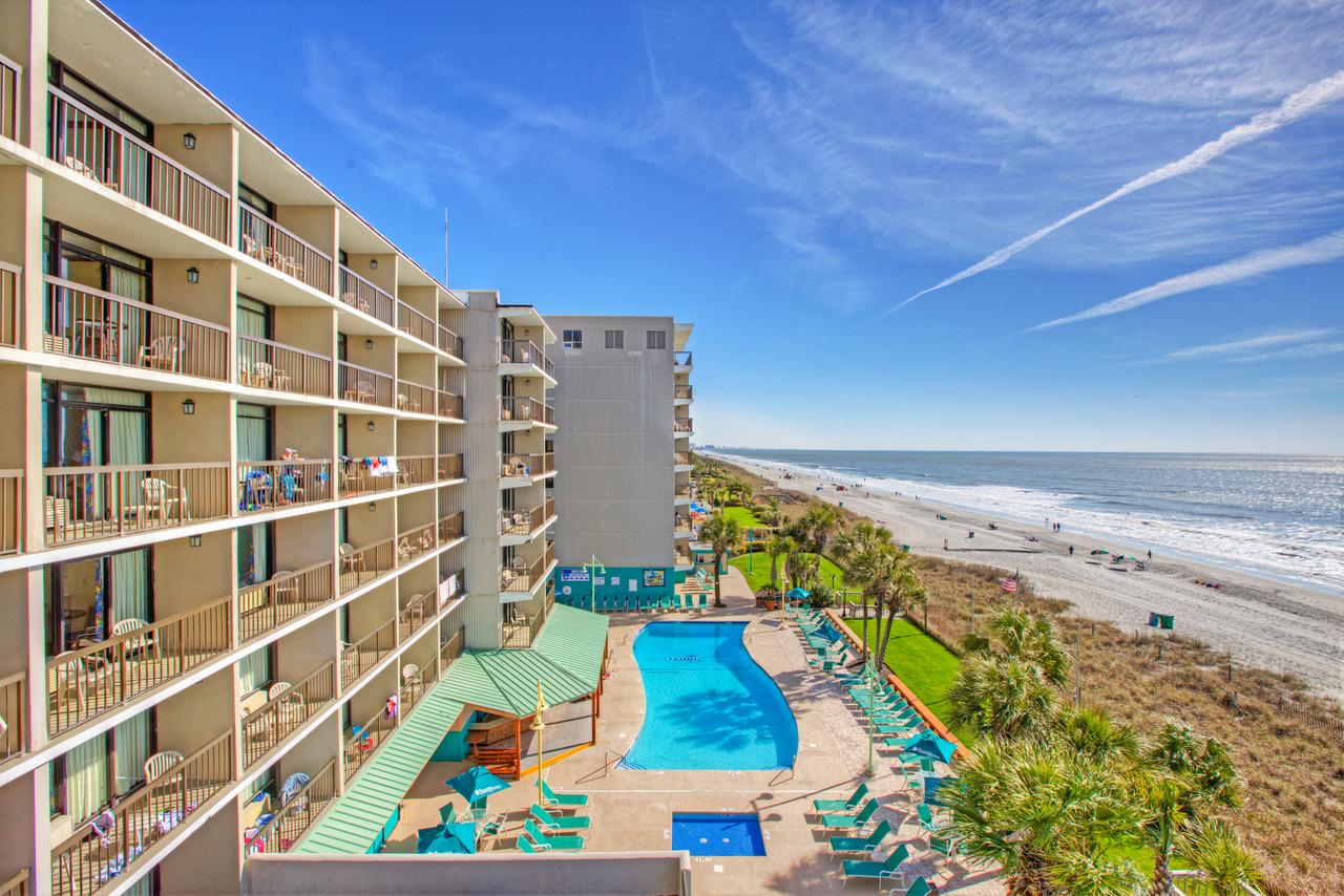 North Shore Oceanfront Resort Hotel - thumb 0