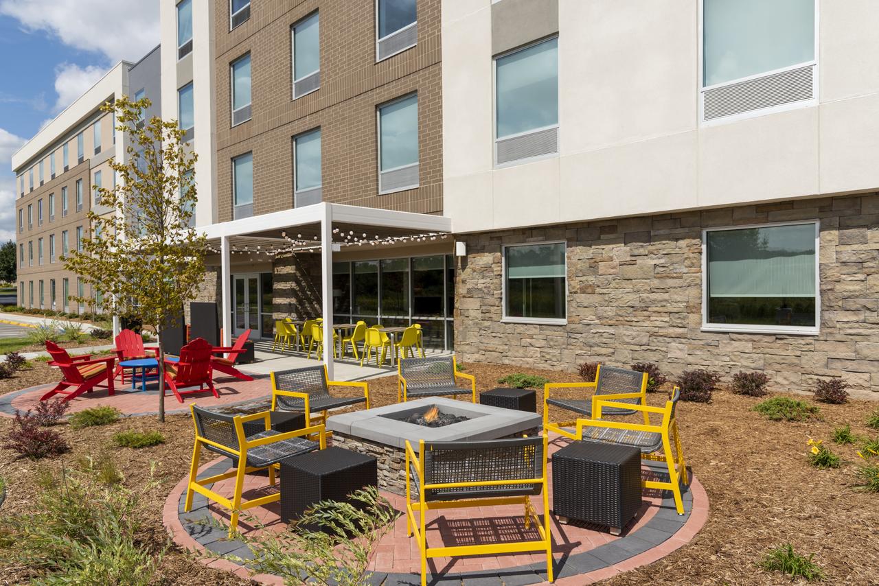 Home2 Suites By Hilton Charleston Daniel Island, Sc - thumb 8