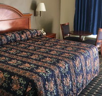 Travelodge by Wyndham Orangeburg - Accommodation Los Angeles