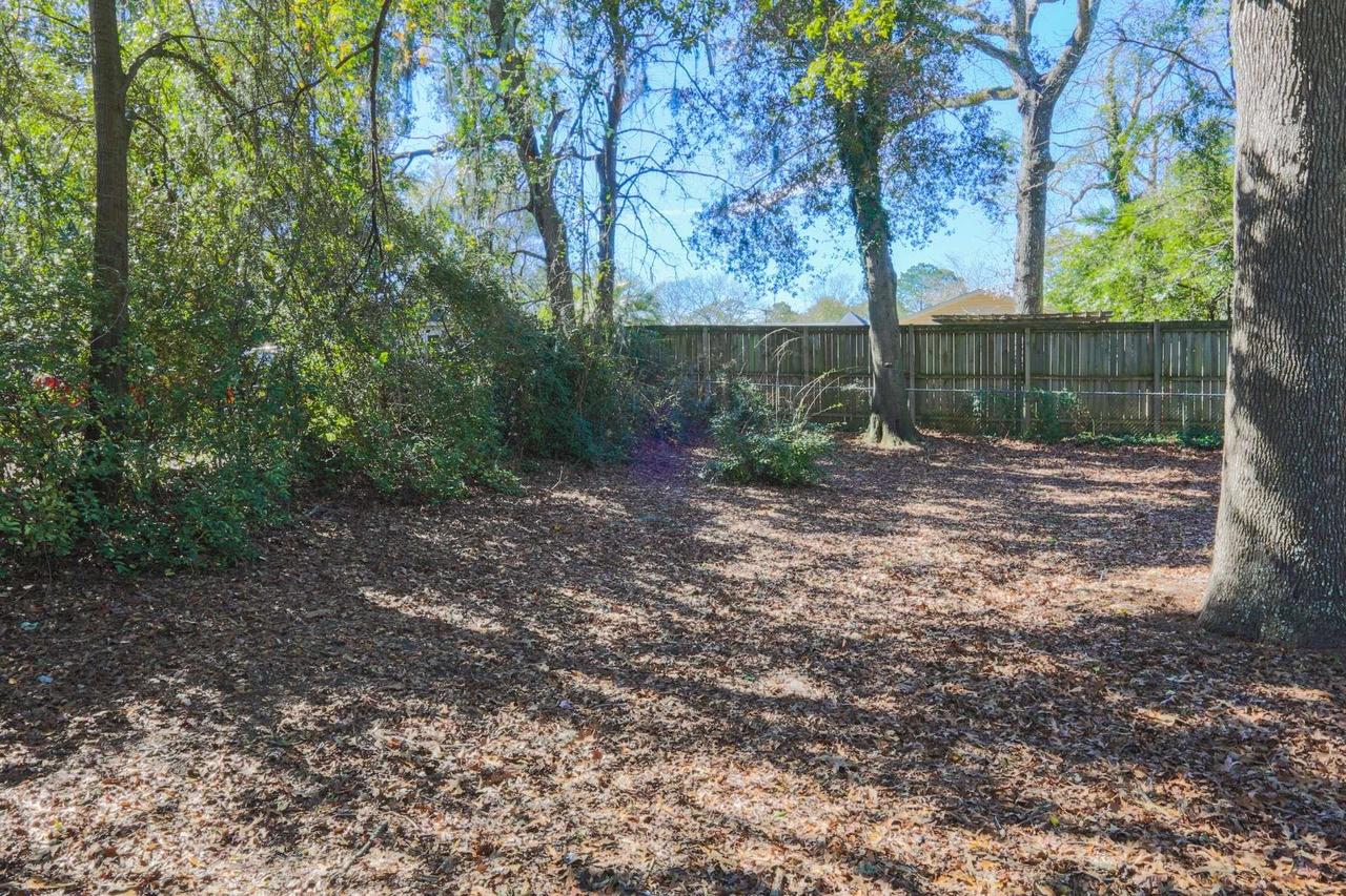 Leafy Oak Cottage - thumb 3