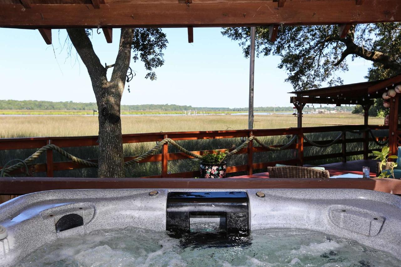 Live Oaks River House - thumb 1