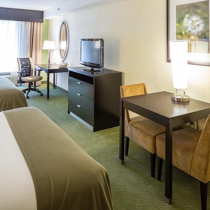 Holiday Inn Express & Suites I-26 & Us 29 At Westgate Mall - thumb 22