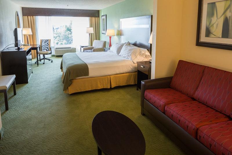 Holiday Inn Express & Suites I-26 & Us 29 At Westgate Mall - thumb 35