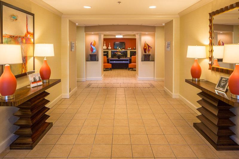 Holiday Inn Express & Suites I-26 & Us 29 At Westgate Mall - thumb 27