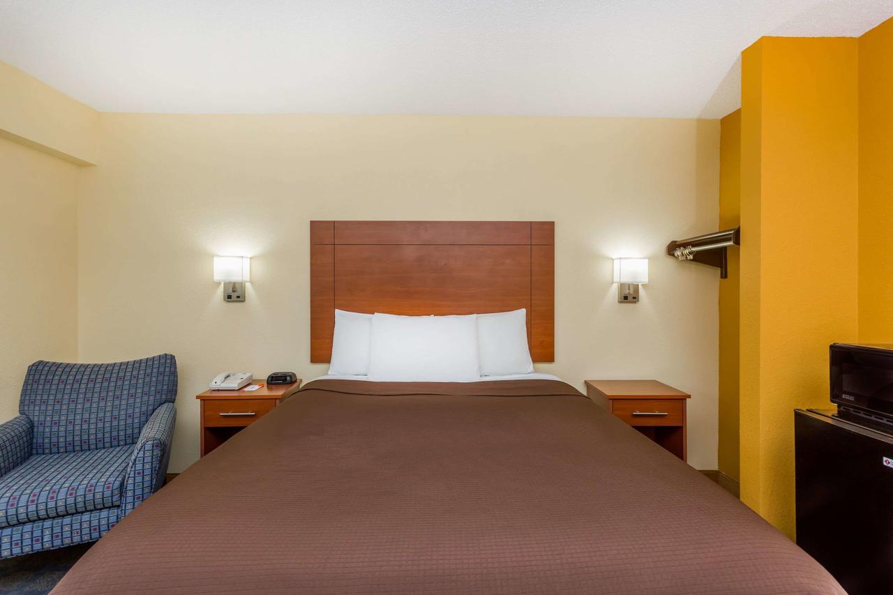 Howard Johnson By Wyndham Spartanburg Expo Center - thumb 13