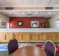 Econo Lodge Inn  Suites Orangeburg - Accommodation Los Angeles