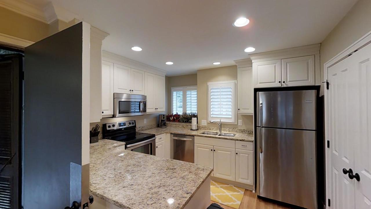 4581 Parkside Villa - thumb 3