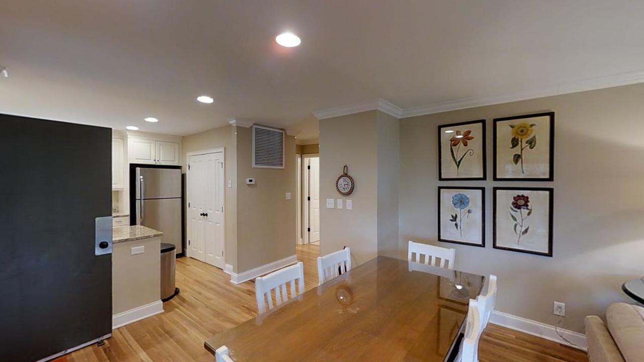 4581 Parkside Villa - thumb 12