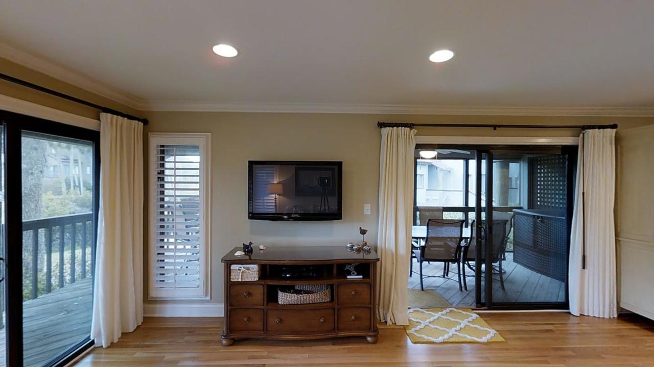 4581 Parkside Villa - thumb 4