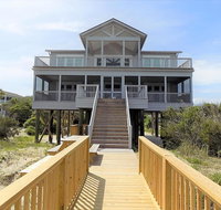 Relic 6 Bedroom-Home Home - Accommodation Los Angeles