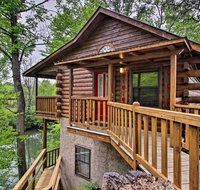 River Rush- Cozy Riverfront Cabin 5 Mi to Pigeon Forge - Accommodation Los Angeles