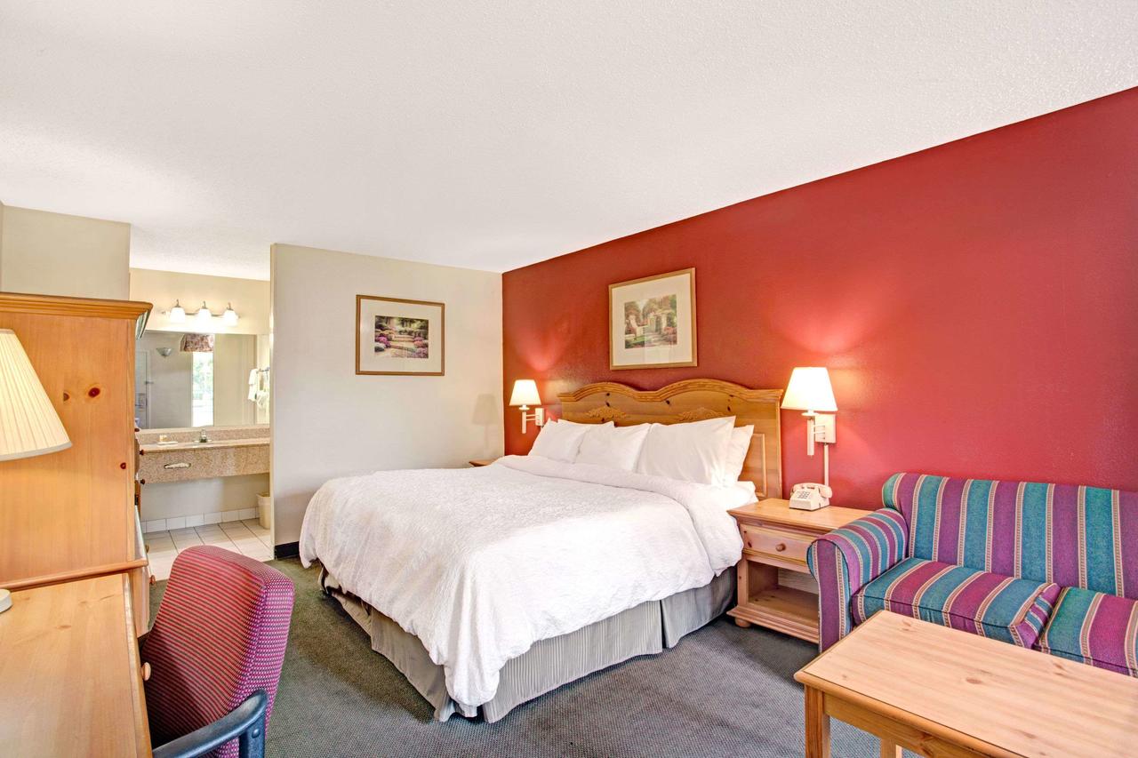 Days Inn & Suites By Wyndham Collierville Germantown Area - thumb 9