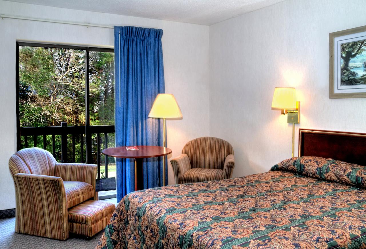 Highland Manor Inn - thumb 18