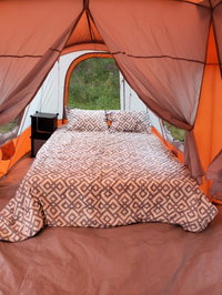 Booking Tazewell Accommodation Los Angeles