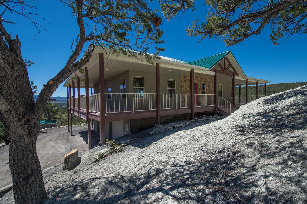 Ridgetop Hideaway - thumb 1