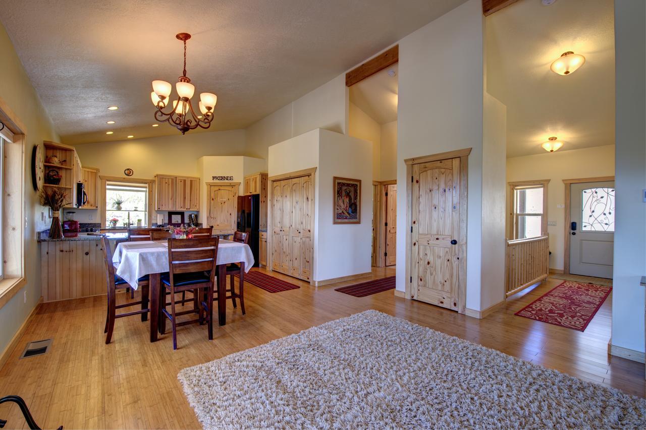 Ridgetop Hideaway - thumb 3