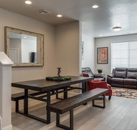 Breakfast at Tiffany's - Accommodation Los Angeles