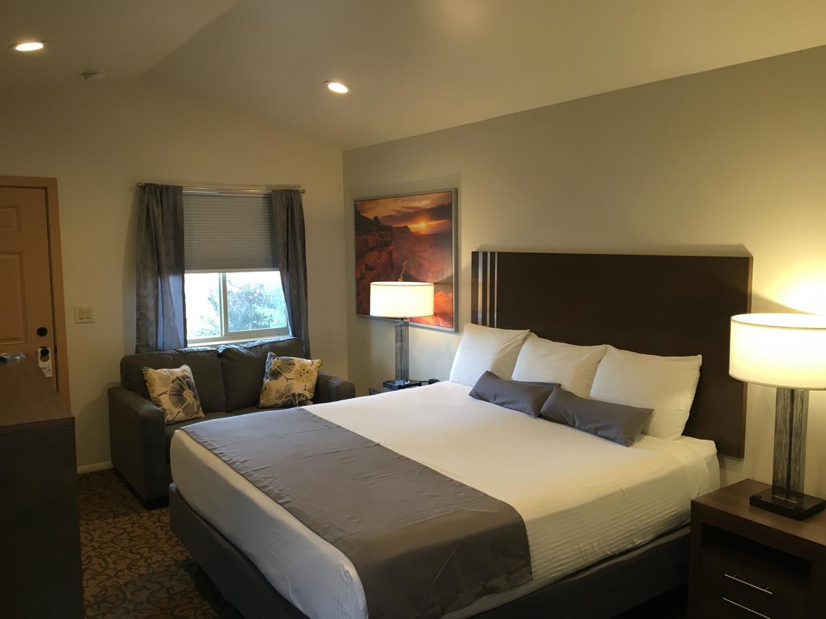 Mountain Ridge Cabins & Lodging - thumb 1