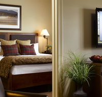 Green Mountain Suites Hotel - Accommodation Los Angeles
