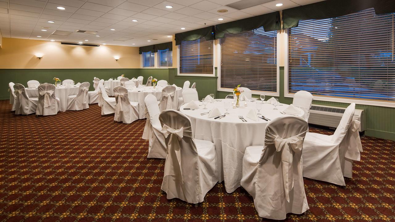 Best Western Plus Windjammer Inn & Conference Center - thumb 16