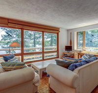 North Hero Neverland - Accommodation Los Angeles