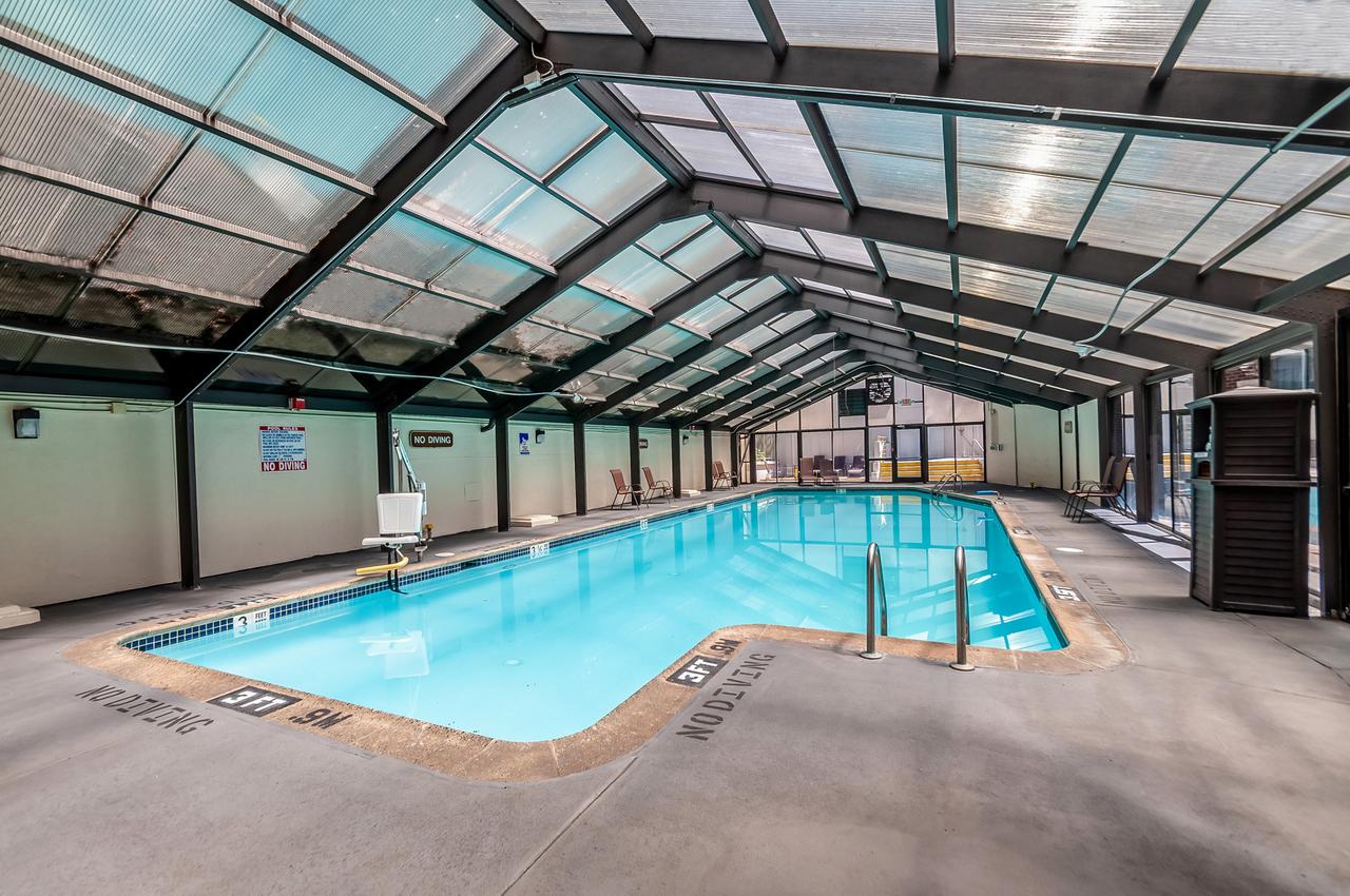 Red Lion Hotel Rosslyn Iwo Jima - thumb 3