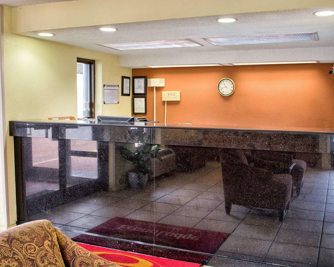 Econo Lodge Richmond - thumb 2
