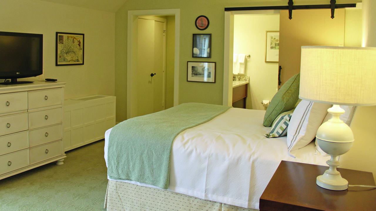 Boar's Head Resort - thumb 6