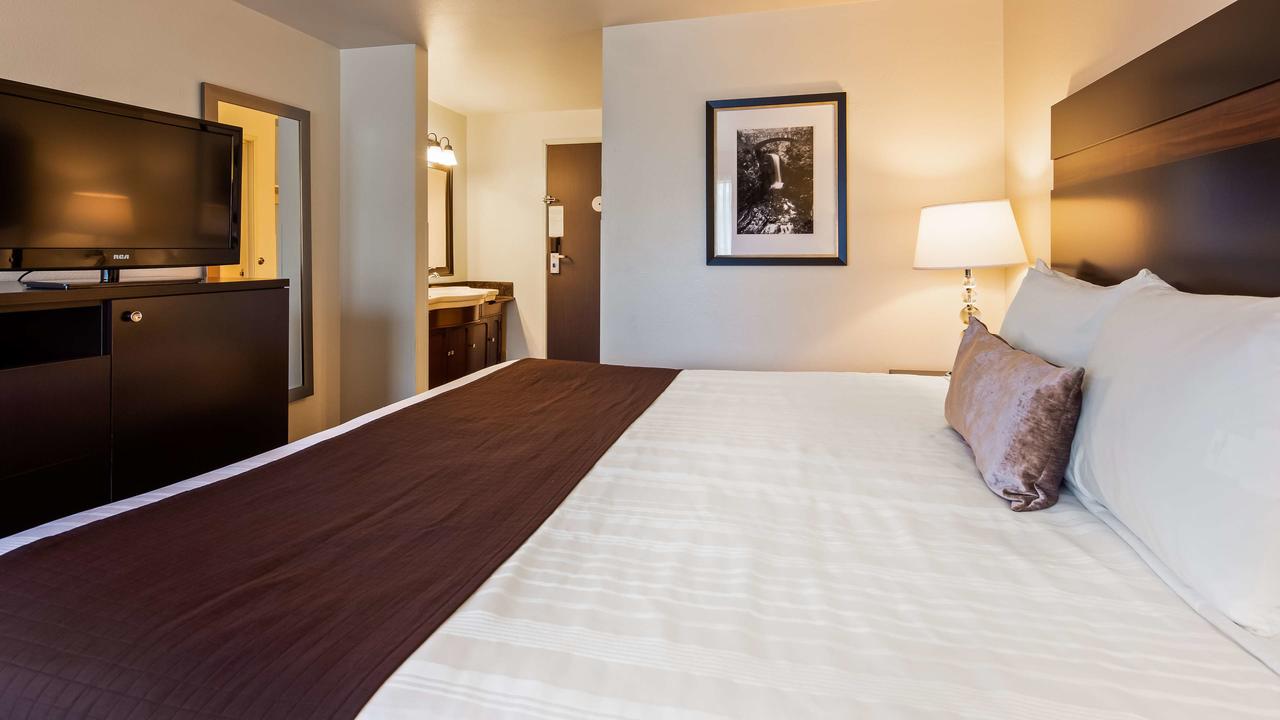 Best Western Alderwood - thumb 42