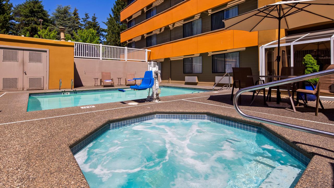 Best Western Alderwood - thumb 44