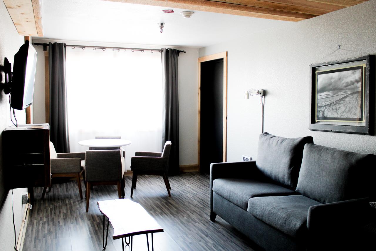 Adrift Hotel - thumb 9