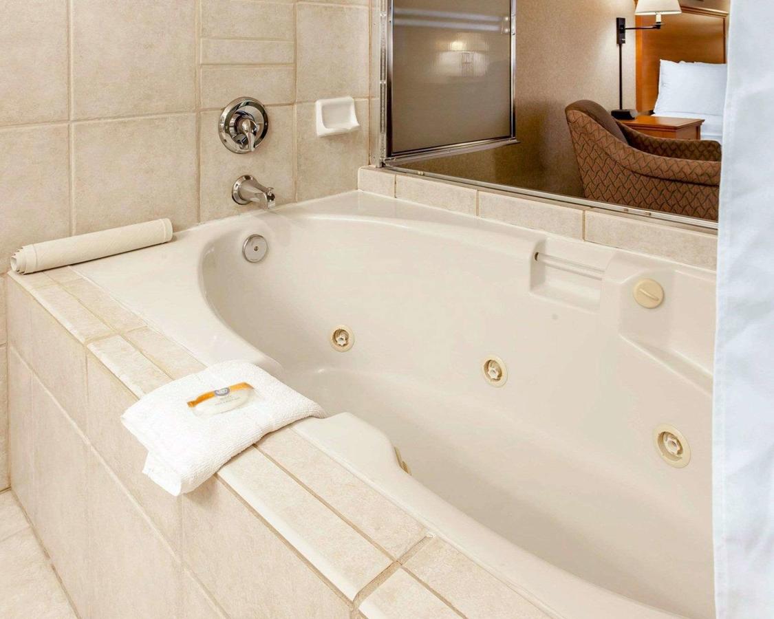 Quality Inn Renton - thumb 29