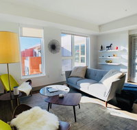 Top Floor with Amazing Views - Accommodation Los Angeles