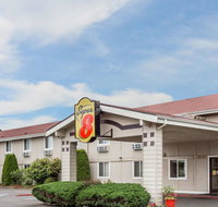 Super 8 by Wyndham Shelton - Accommodation Los Angeles