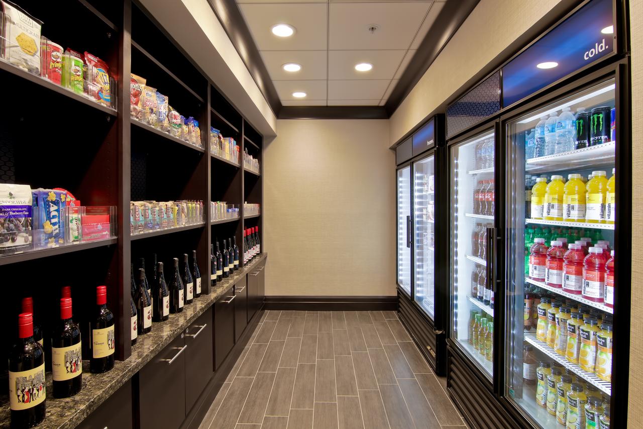 Hampton Inn & Suites Bellevue Downtown/Seattle - thumb 22
