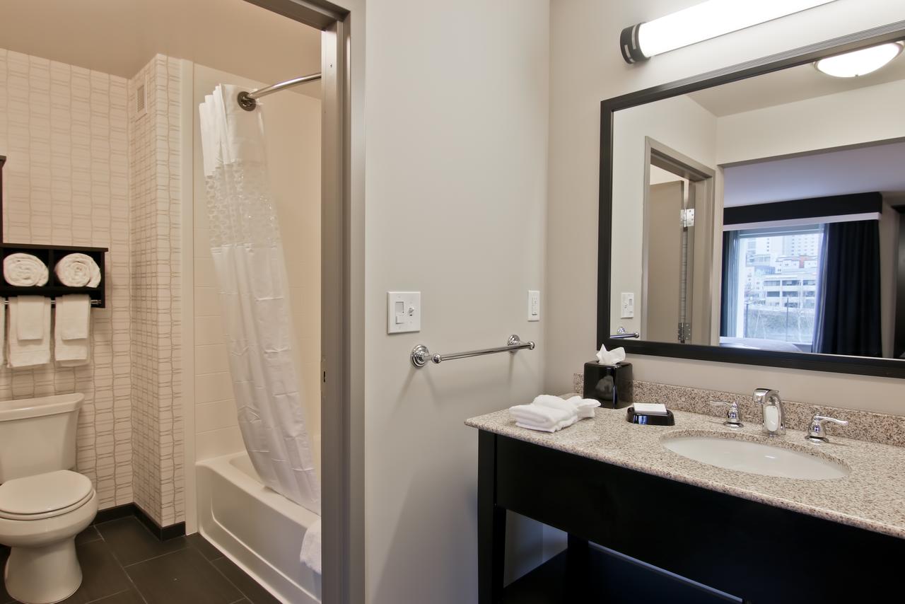 Hampton Inn & Suites Bellevue Downtown/Seattle - thumb 30