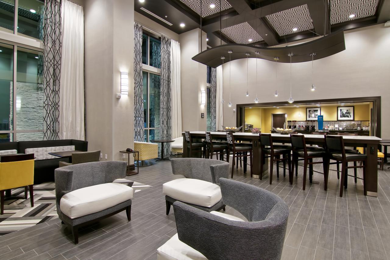 Hampton Inn & Suites Bellevue Downtown/Seattle - thumb 17