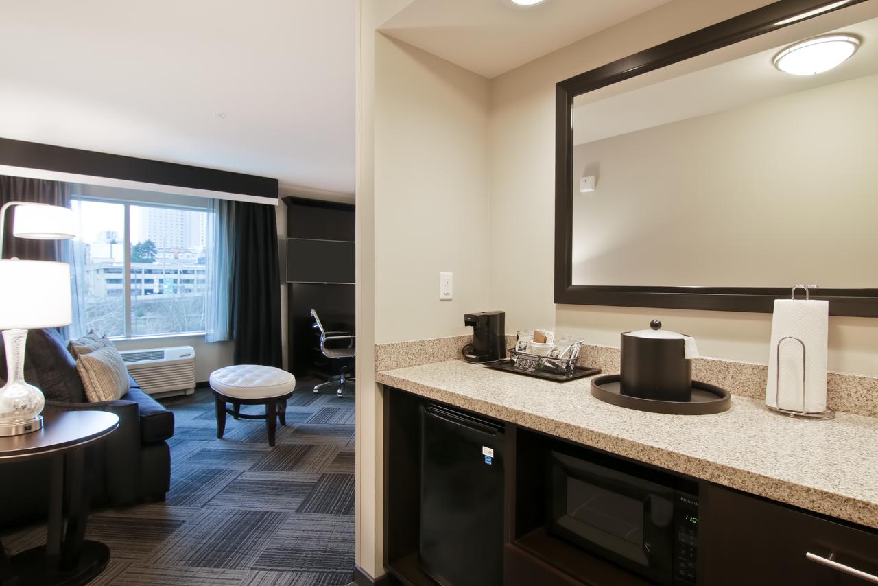 Hampton Inn & Suites Bellevue Downtown/Seattle - thumb 8