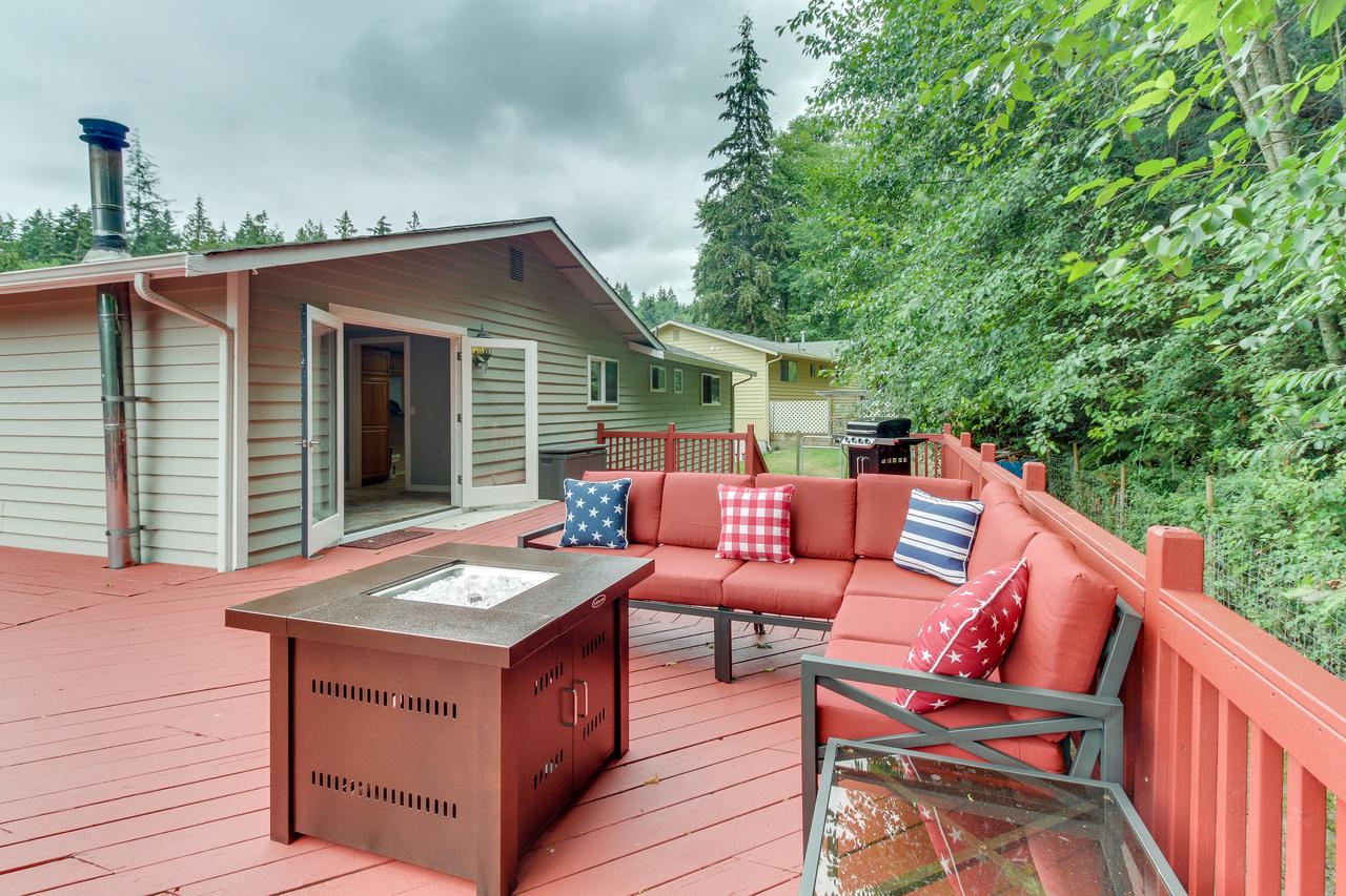 Family Friendly Funhouse Near Langley - thumb 38