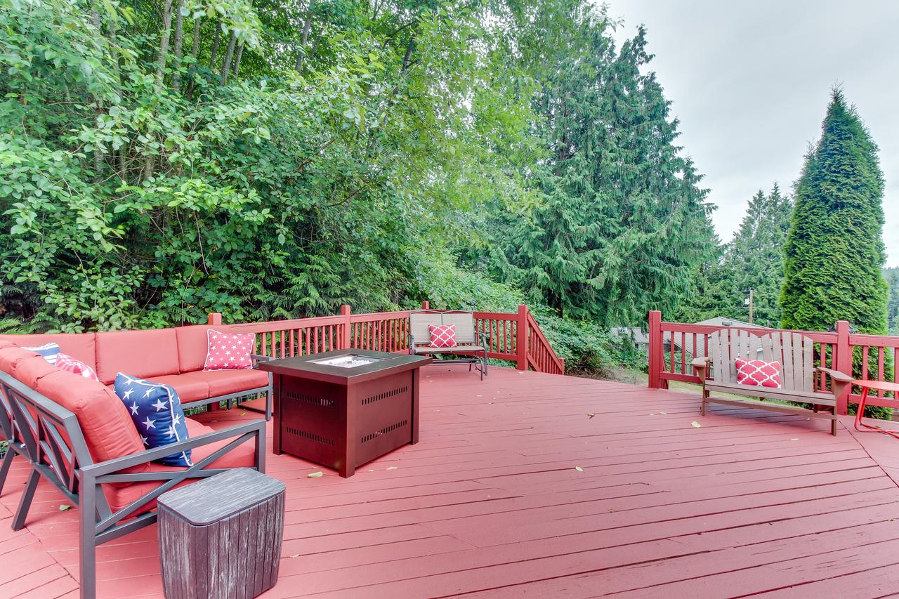 Family Friendly Funhouse Near Langley - thumb 37