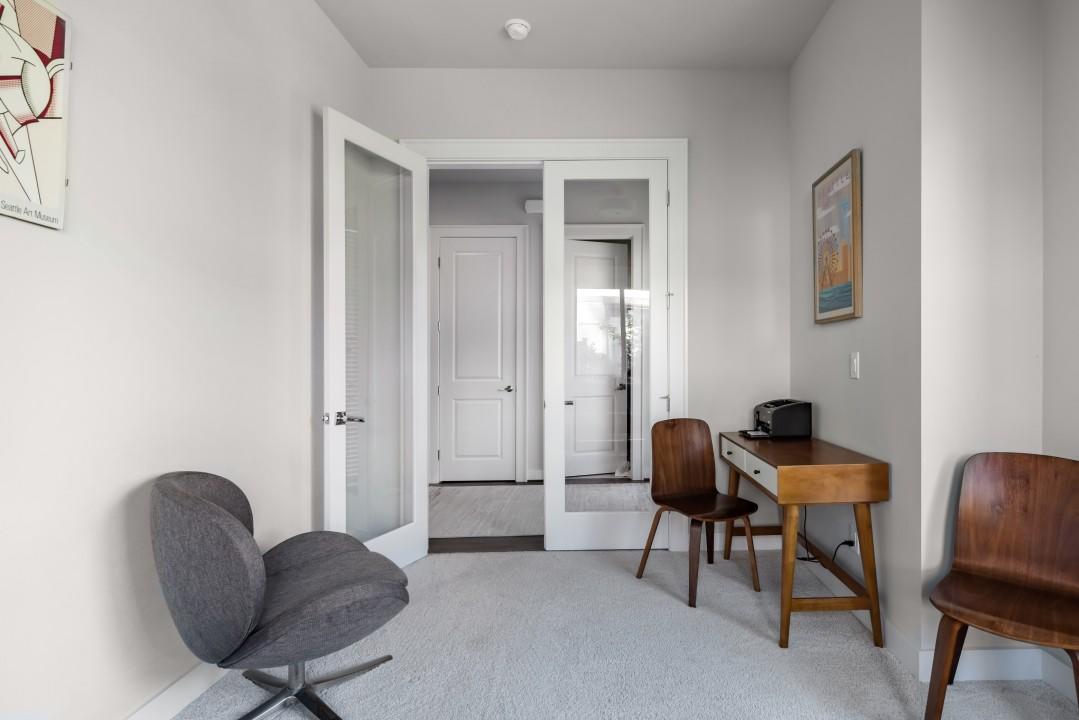 The Highland House-5 Bed/3bath Sleeps 4 To 16, Central Location! - thumb 30