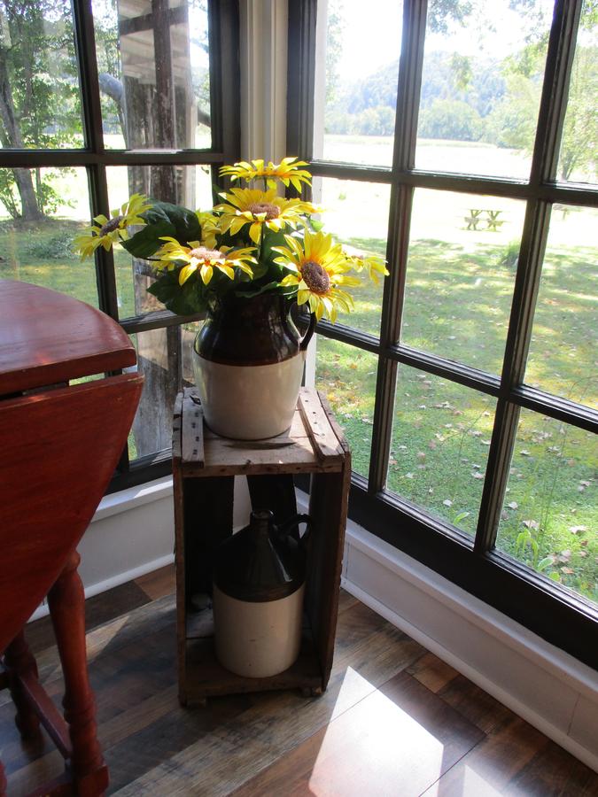 Rustic Log Cabin - thumb 14