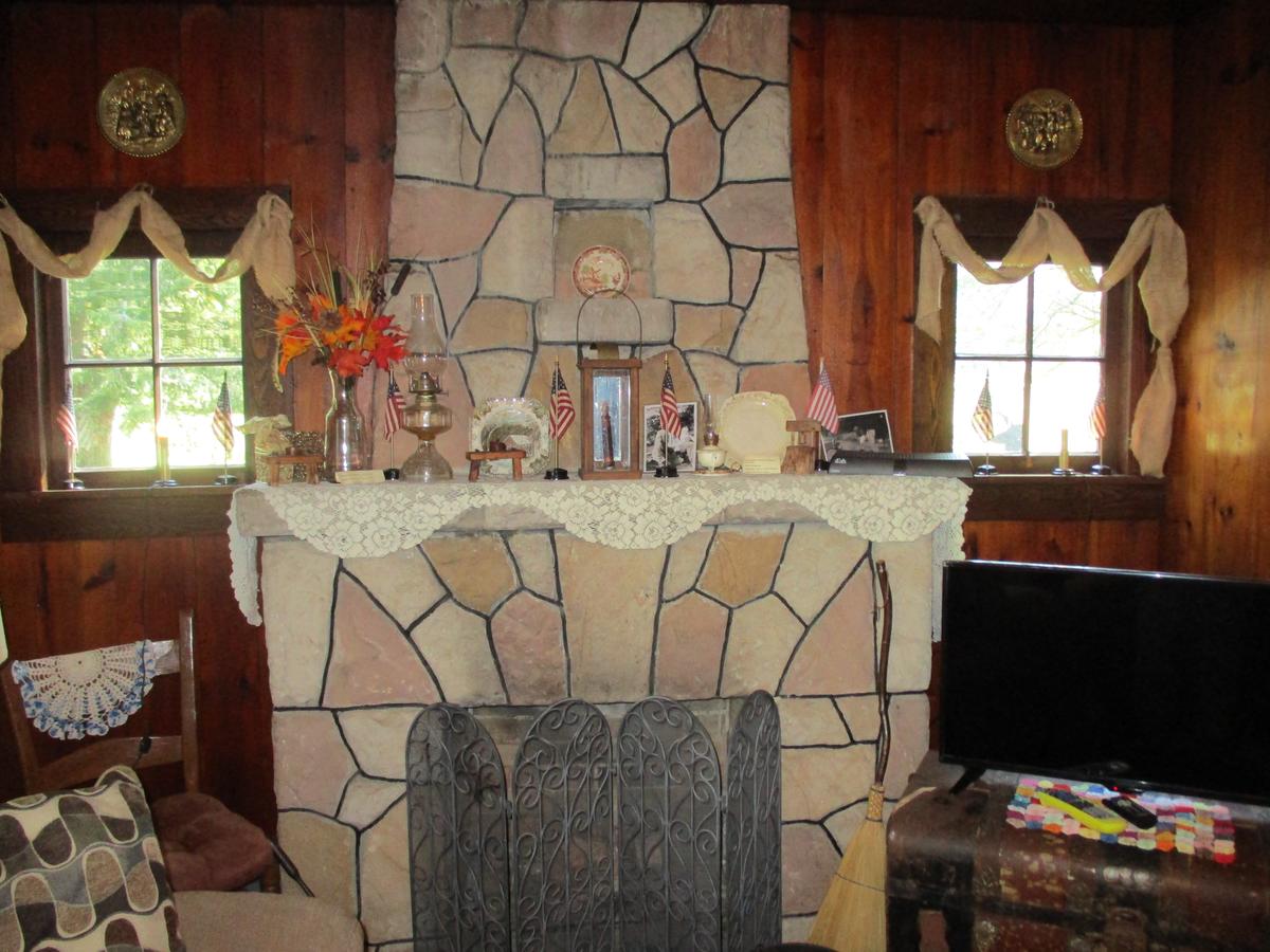 Rustic Log Cabin - thumb 12