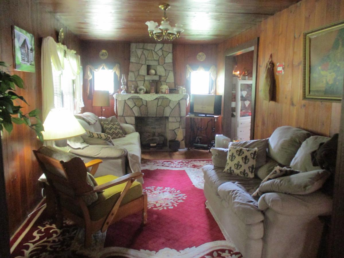 Rustic Log Cabin - thumb 3