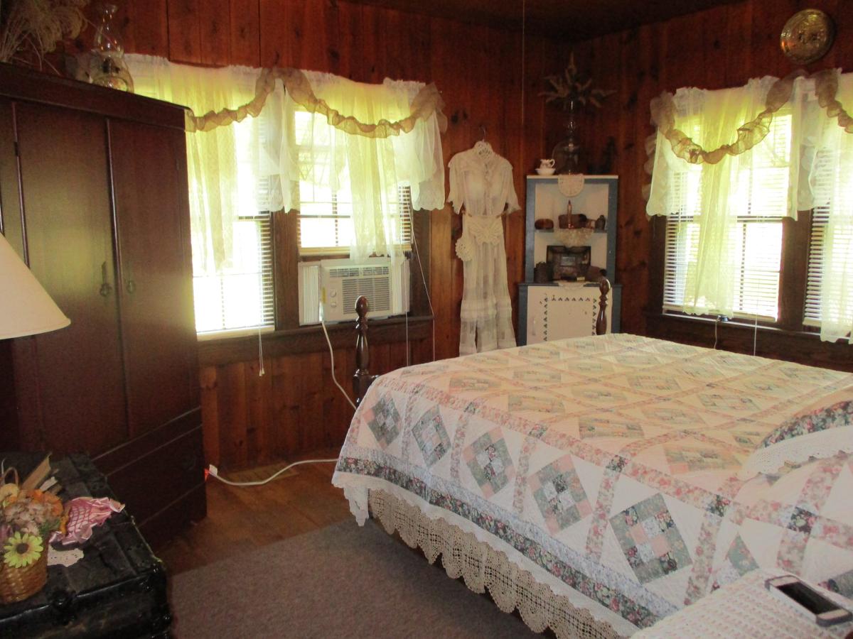 Rustic Log Cabin - thumb 8