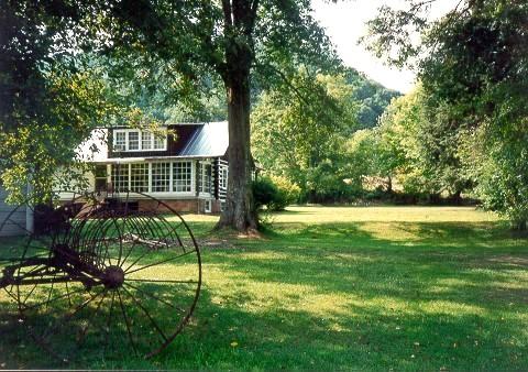 Rustic Log Cabin - thumb 1