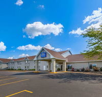 Baymont by Wyndham Baldwin - Accommodation Los Angeles