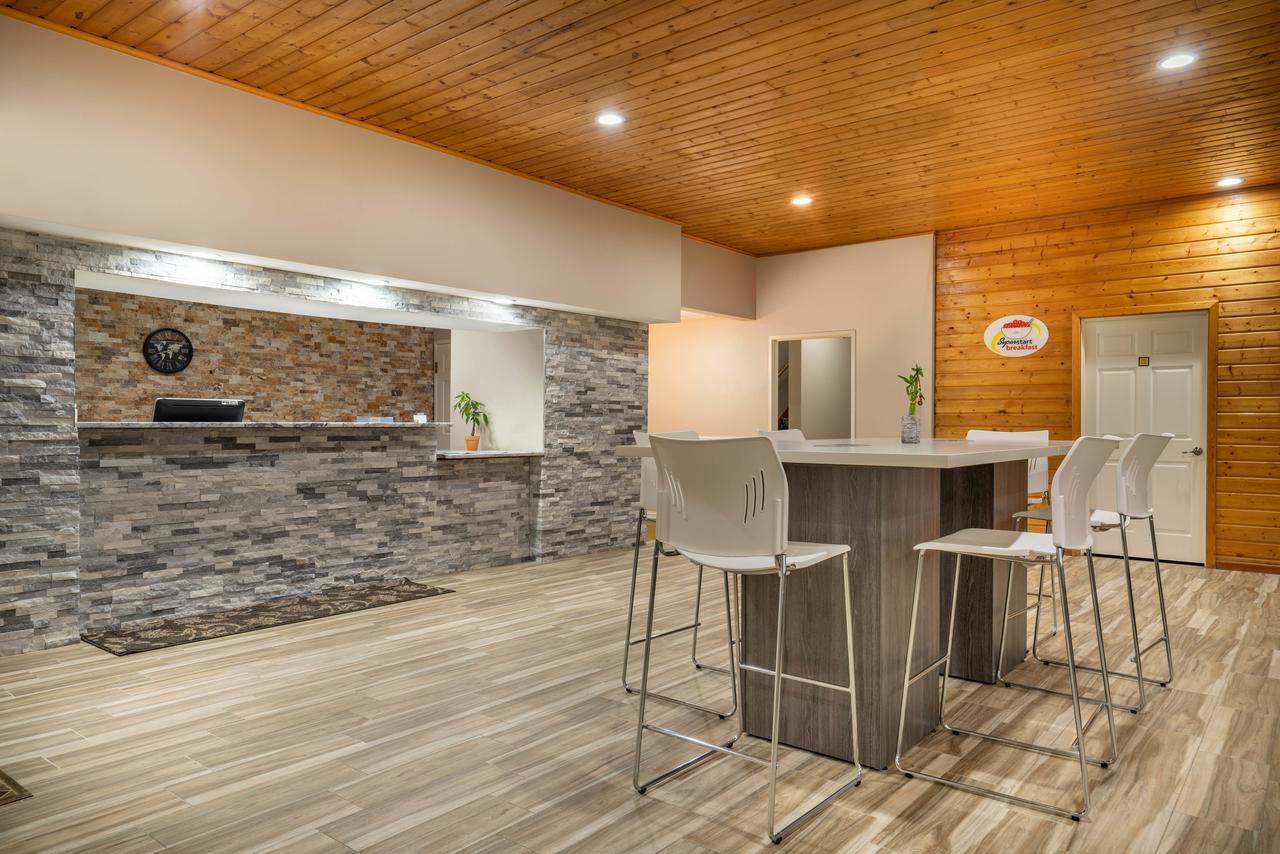 Baymont By Wyndham Baldwin - thumb 11