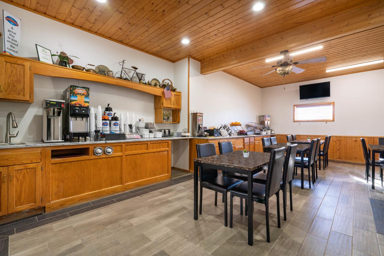 Baymont By Wyndham Baldwin - thumb 15